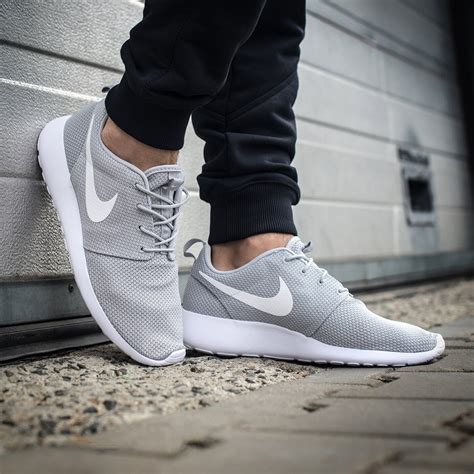 Nike Roshe One in grau kaufen 